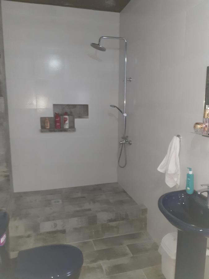 Гавань Hotel Sukhumi Luaran gambar